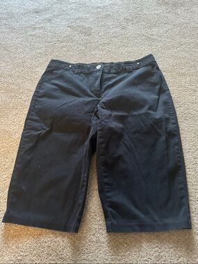Charter Club Black Women’s Bermuda Shorts size 14